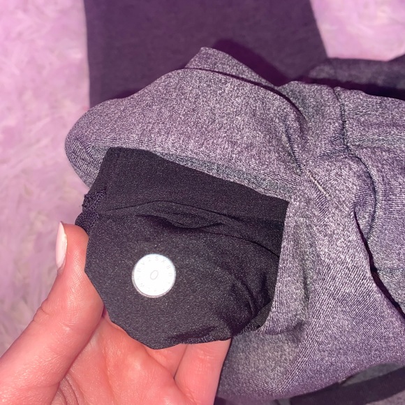 Lululemon On the Fly Pant - Picture 3 of 3